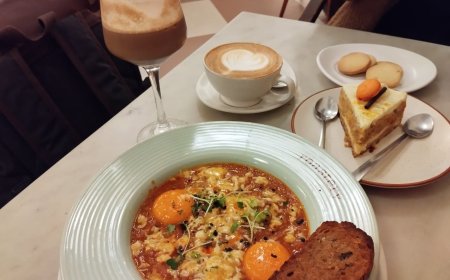 Service Charge On Your Restaurant Bills Illegal - Here’s what Noida thinks!