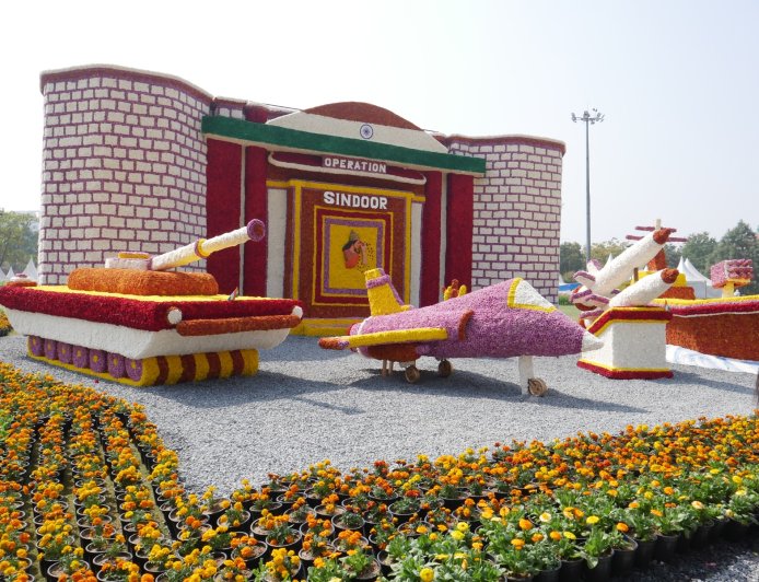Greater Noida Flower Show: Pushpotsav 2026 Enthralls Audience at City Park!