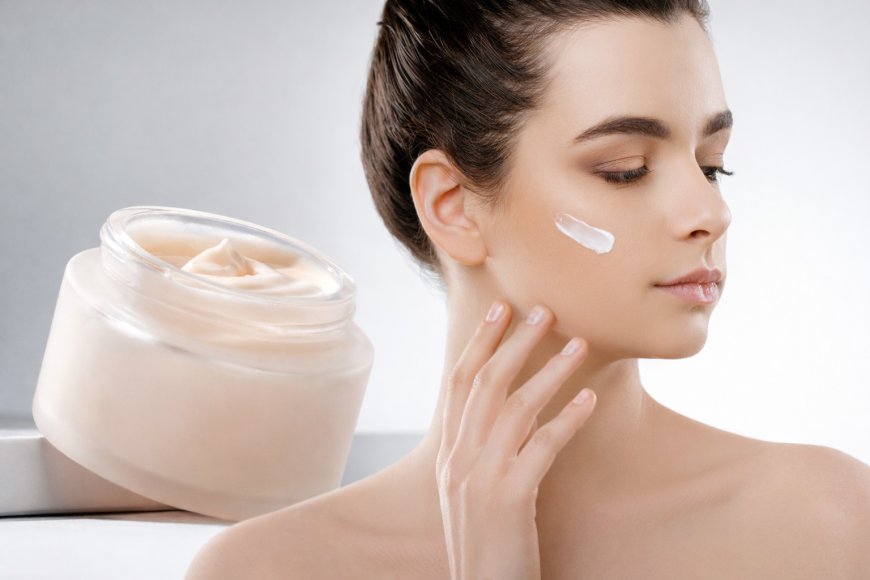 5 Reasons Why Your Skin Needs Moisturizer Every Day